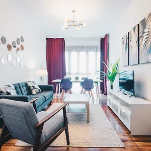 https://ibaibe-apartment-by-people-rentals.bilbaohotelsspain.com